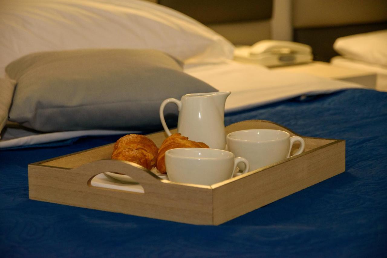 Hotel Anna Siena Nord Esterno foto