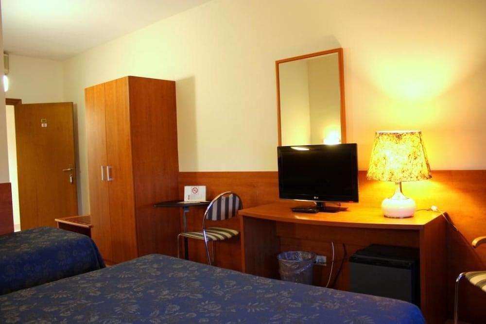 Hotel Anna Siena Nord Esterno foto